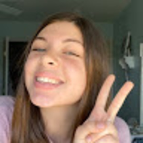 Meet your Posher, Emma - Picture 1 of 1